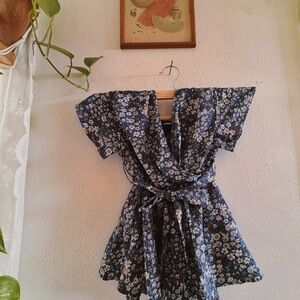 Floral Wrap Romper sz. 5Y